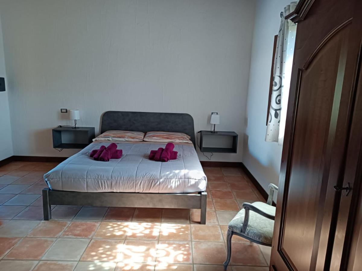 Villa Rioxoris San Nicolo d'Arcidano Habitación foto